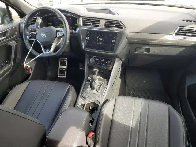 VOLKSWAGEN TIGUAN SE R-LINE BLACK 2022