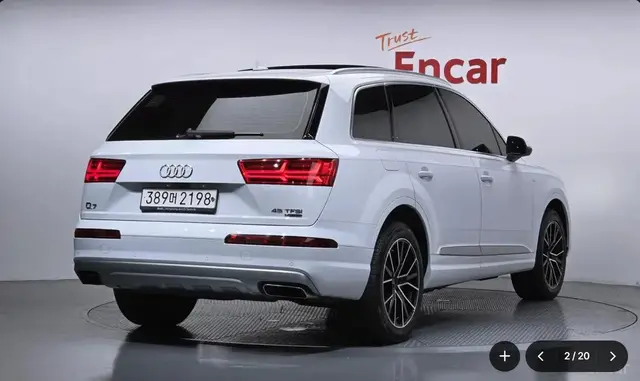 AUDI Q7 2019