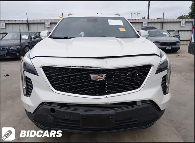 CADILLAC XT4 FWD SPORT 2022
