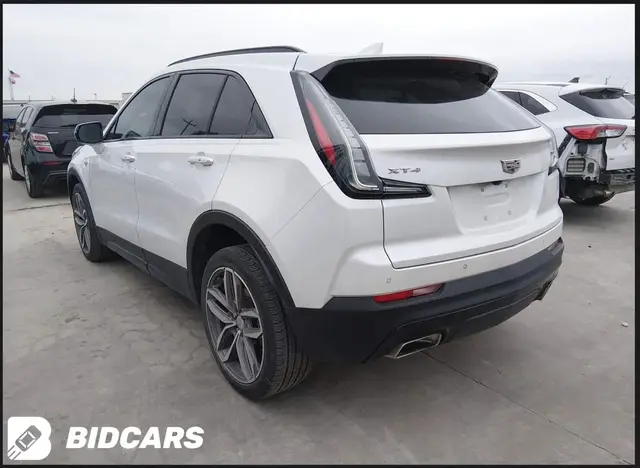 CADILLAC XT4 FWD SPORT 2022