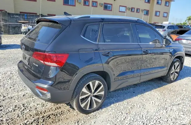 VOLKSWAGEN TAOS SE 2022