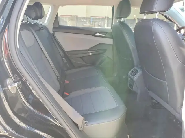 VOLKSWAGEN TAOS SE 2022