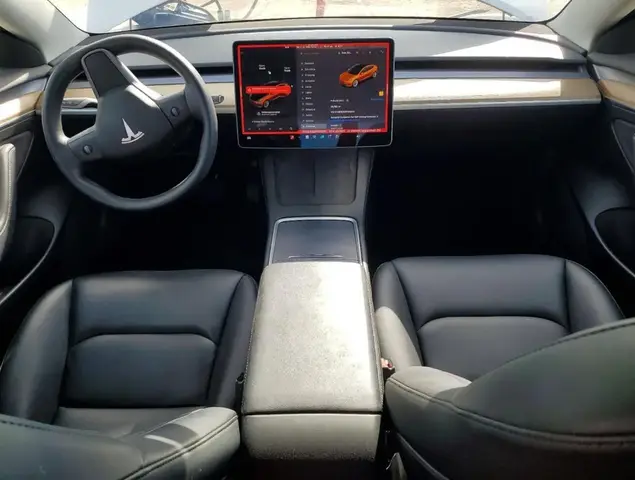 TESLA MODEL 3 2023