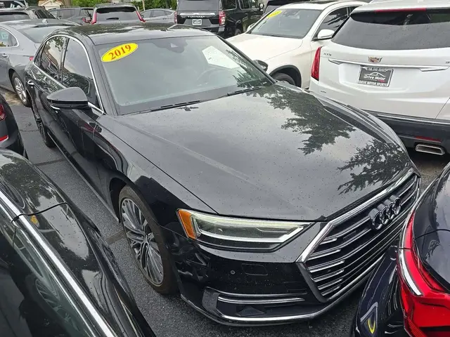 AUDI A8 2019