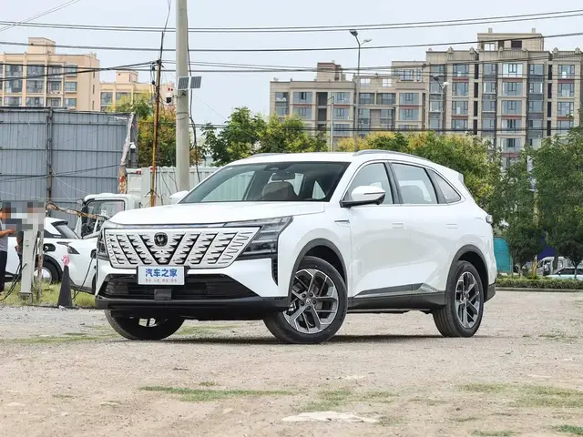 CHANGAN CS75PLUS 2026