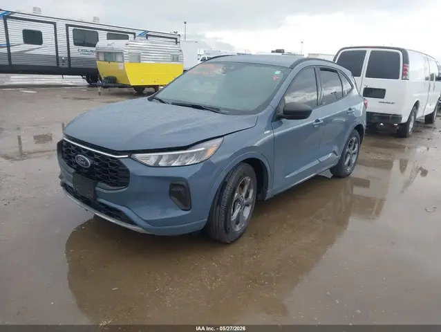 FORD ESCAPE 2023