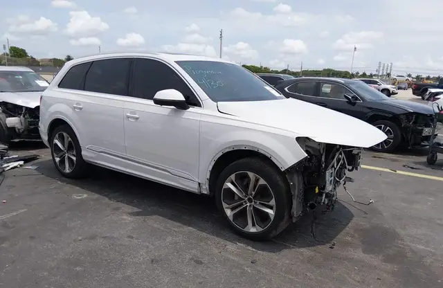 AUDI Q7 PREMIUM PLUS 55 TFSI QUATTRO TIPTRONIC 2023