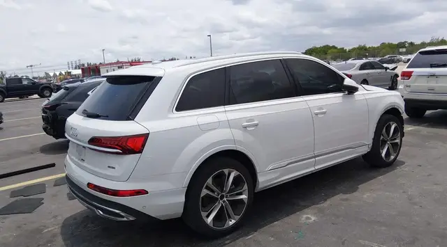 AUDI Q7 PREMIUM PLUS 55 TFSI QUATTRO TIPTRONIC 2023