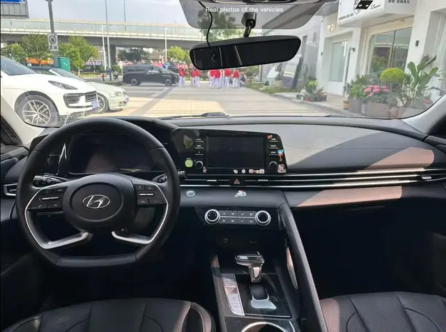 HYUNDAI ELANTRA ELITE 2022