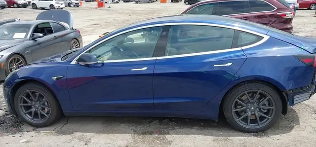 TESLA MODEL 3 LONG RANGE/MID RANGE 2018