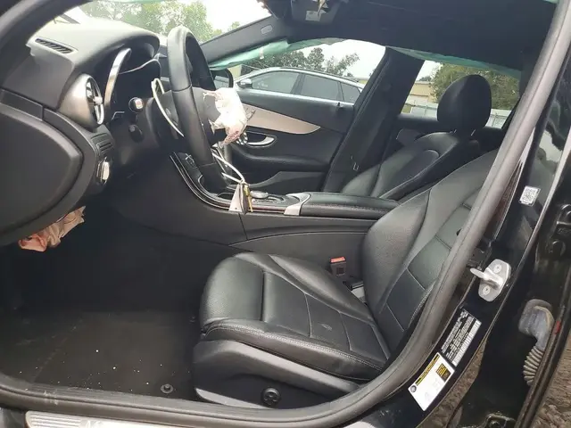 MERCEDES-BENZ C-CLASS 300 2019