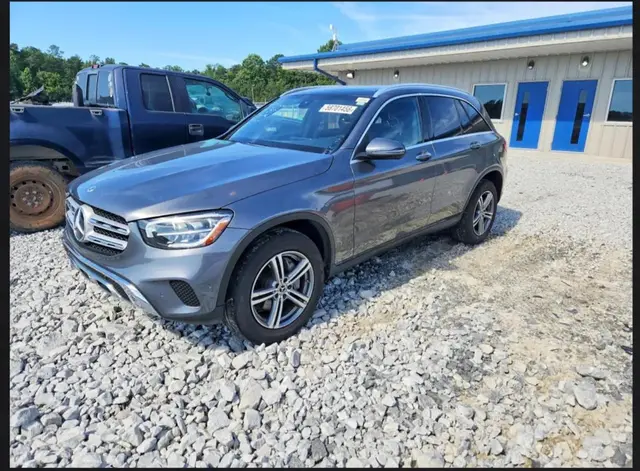 MERCEDES-BENZ GLC 300 2020