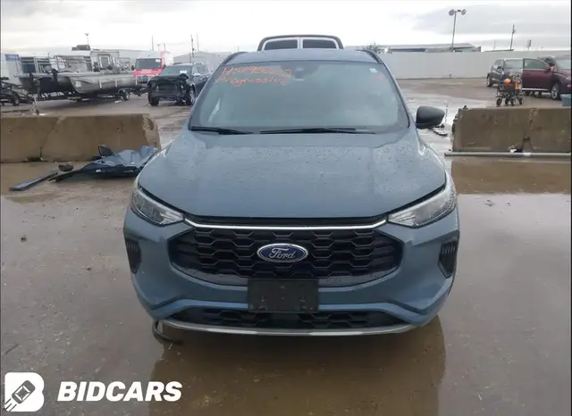 FORD ESCAPE ST-LINE 2023