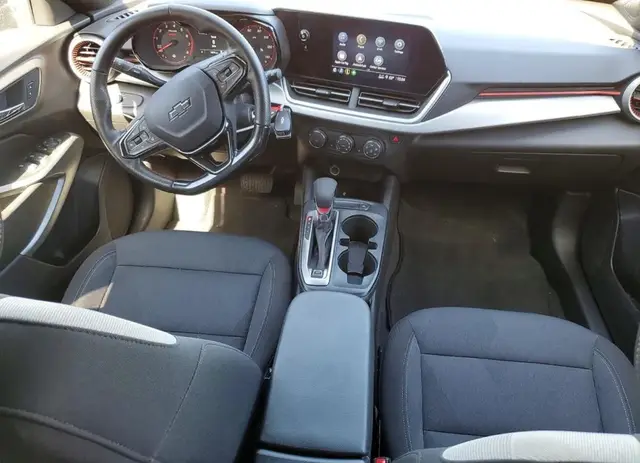 CHEVROLET TRAX 1RS 2025