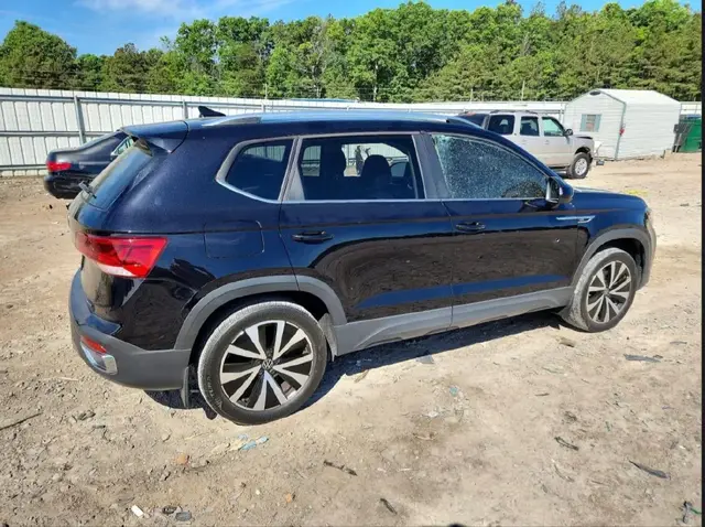 VOLKSWAGEN TAOS SE 2023