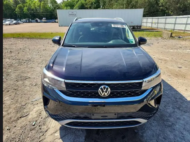 VOLKSWAGEN TAOS SE 2023