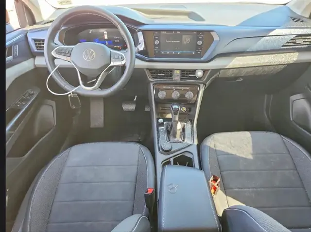 VOLKSWAGEN TAOS SE 2023