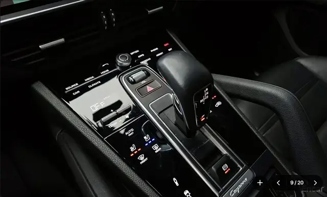 PORSCHE CAYENNE 2022