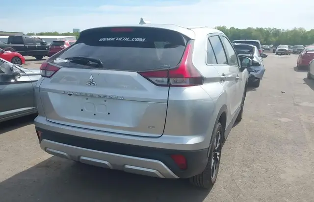 MITSUBISHI ECLIPSE CROSS SE 2023