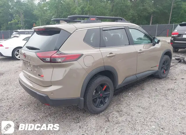 NISSAN ROGUE 2024