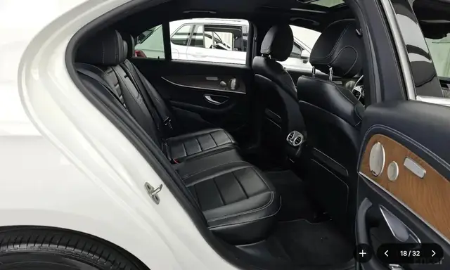 MERCEDES-BENZ W213 E220D 4MATIC 2022