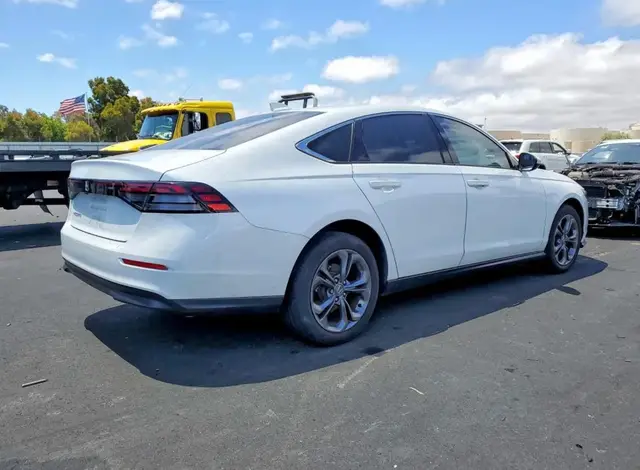 HONDA ACCORD EX 2023