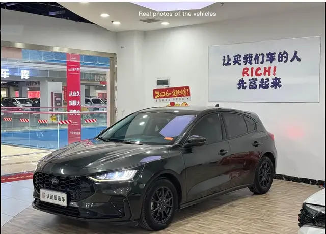 FORD FOCUS HATCHBACK ECOBOOST 180 2022