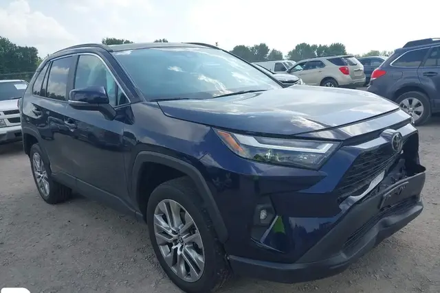 TOYOTA RAV4 XLE PREMIUM 2022