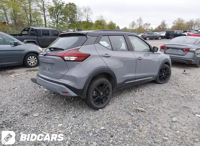 NISSAN KICKS 2023