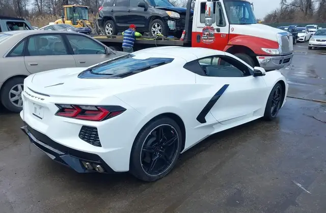 CHEVROLET CORVETTE STINGRAY 2022