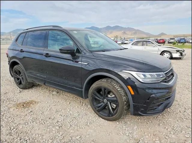 VOLKSWAGEN TIGUAN SE R-LINE BLACK 2023