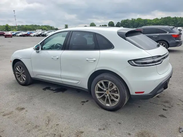 PORSCHE MACAN 2023
