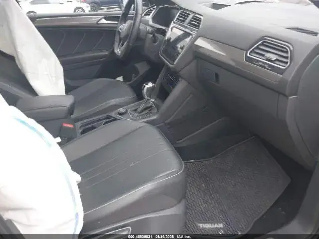VOLKSWAGEN TIGUAN SE 2022
