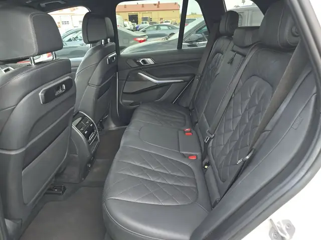BMW X5 SPORTS ACTIVITY VEHICLE 2024