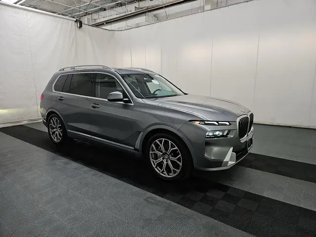 BMW X7 SPORTS ACTIVITY VEHICLE 2023