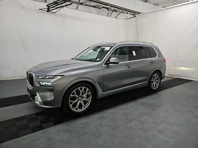 BMW X7 SPORTS ACTIVITY VEHICLE 2023