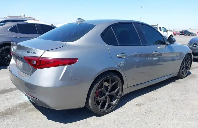 ALFA ROMEO GIULIA 2020