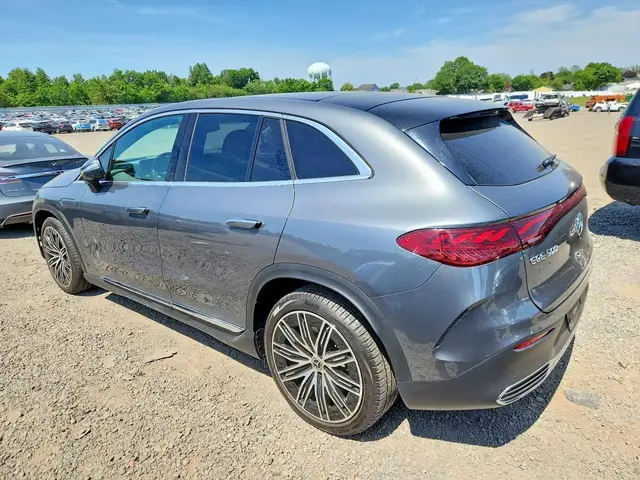 MERCEDES-BENZ EQE 500 4MATIC 2023