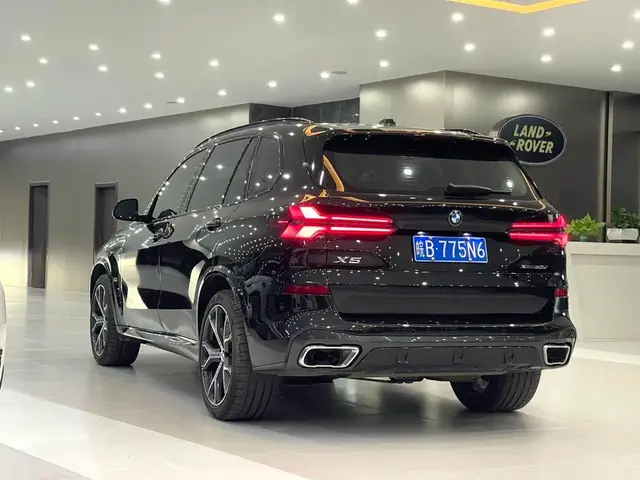 BMW X5 2023