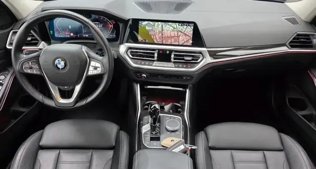 BMW 3 SERIES LUXURY LINE (ХРОМ-ПАКЕТ ПАНОРАМНЫЙ ЛЮК ЭЛЕГАНТНЫЙ КОЖАНЫЙ САЛОН) 2022