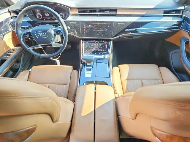 AUDI A8 2019