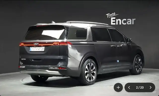 KIA CARNIVAL NOBLESSE 2021