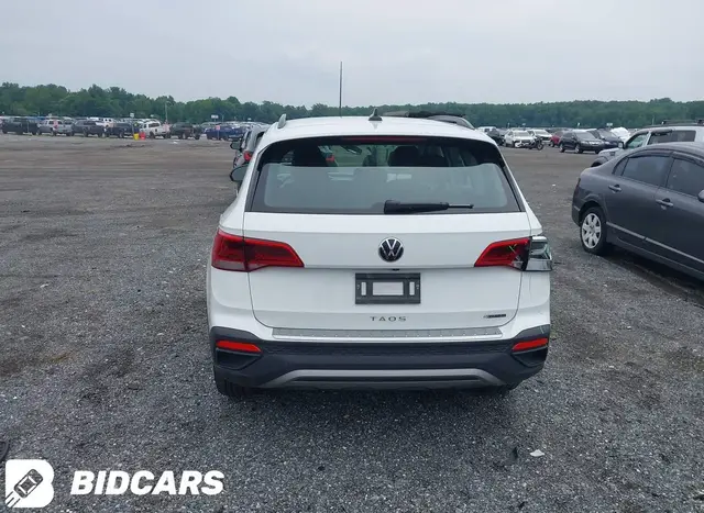 VOLKSWAGEN TAOS 1.5T S 2024