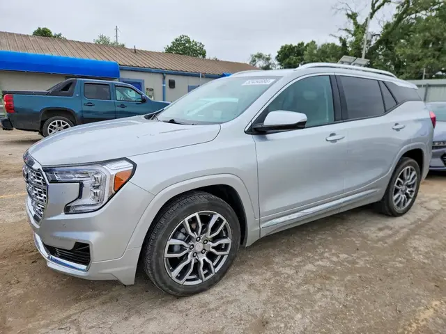 GMC TERRAIN DENALI 2022
