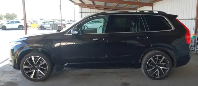 VOLVO XC90 T6 MOMENTUM 2018