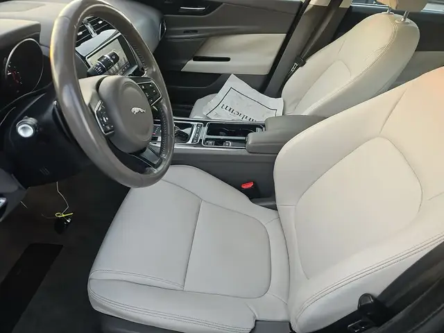 JAGUAR XE PREMIUM 2019