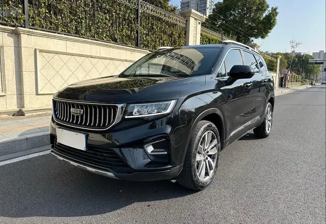 GEELY OKAVANGO ПОЛНОЦЕННЫЕ 3 РЯДА СИДЕНИЙ (7 МЕСТ) 2022