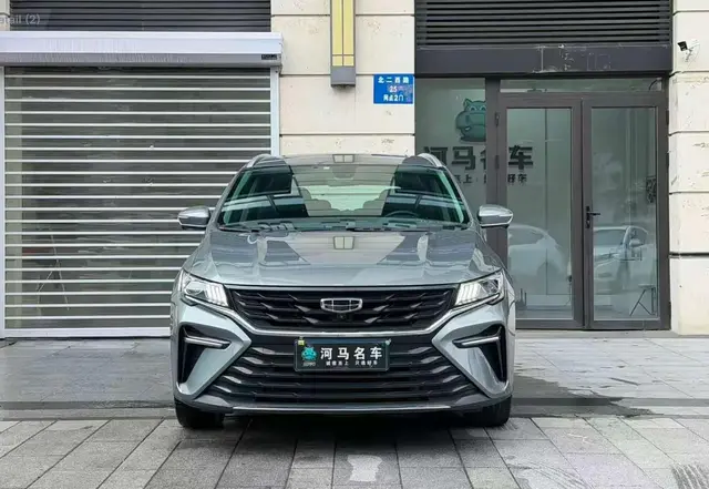 GEELY JIAJI L PREMIUM EDITION (КОЖАНЫЙ САЛОН ПАНОРАМНАЯ КРЫША ЦИФРОВАЯ ПАНЕЛЬ КЛИМАТ-КОНТРОЛЬ ДЛЯ ВСЕХ РЯДОВ СИДЕН 2022
