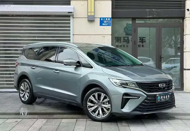 GEELY JIAJI L PREMIUM EDITION (КОЖАНЫЙ САЛОН ПАНОРАМНАЯ КРЫША ЦИФРОВАЯ ПАНЕЛЬ КЛИМАТ-КОНТРОЛЬ ДЛЯ ВСЕХ РЯДОВ СИДЕН 2022