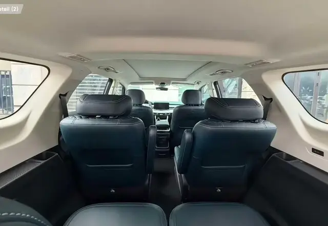 GEELY JIAJI L PREMIUM EDITION (КОЖАНЫЙ САЛОН ПАНОРАМНАЯ КРЫША ЦИФРОВАЯ ПАНЕЛЬ КЛИМАТ-КОНТРОЛЬ ДЛЯ ВСЕХ РЯДОВ СИДЕН 2022